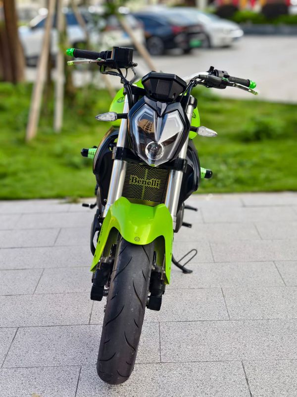 二手贝纳利蓝宝龙 BN302S