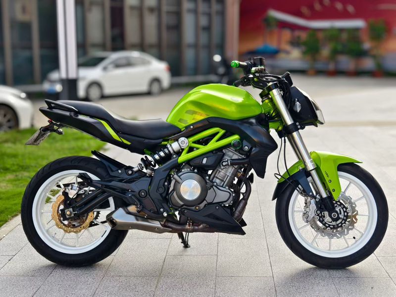 二手贝纳利蓝宝龙 BN302S