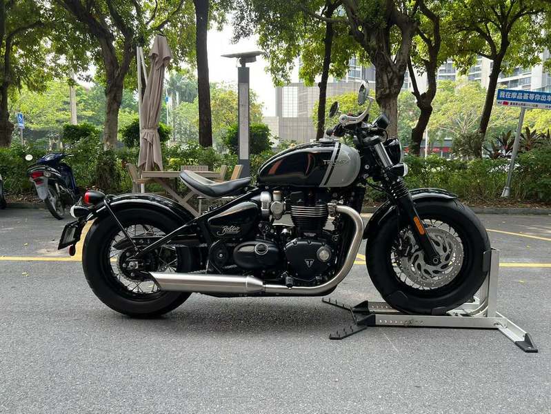 二手凯旋Bonneville Bobber