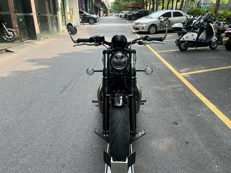 二手凯旋Bonneville Bobber