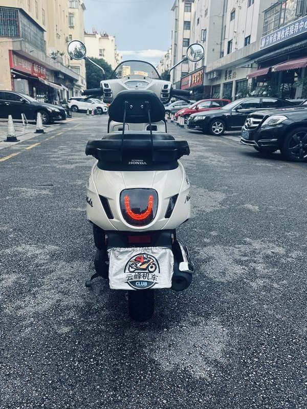 二手新大洲本田NS125LA