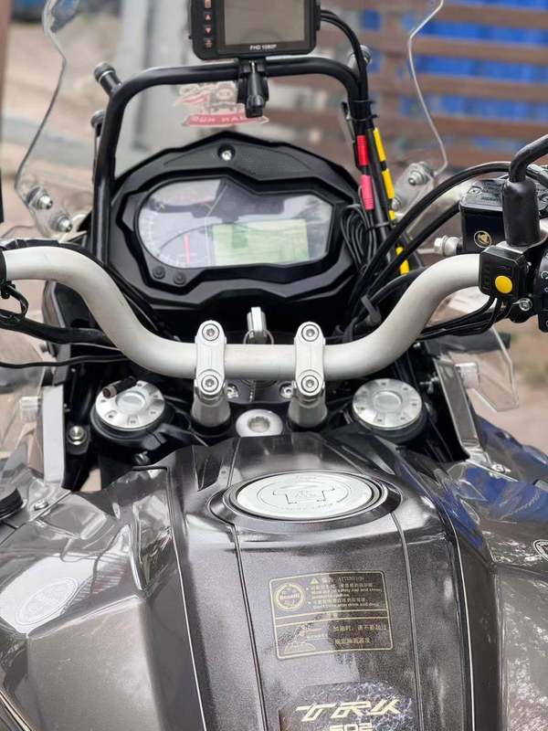 二手贝纳利金鹏 TRK502