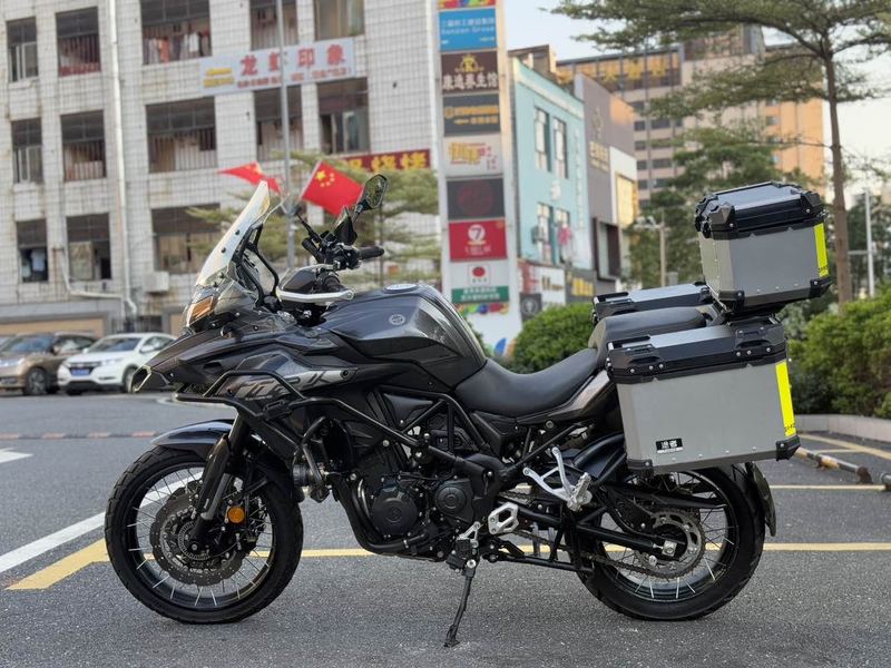 二手贝纳利金鹏 TRK502