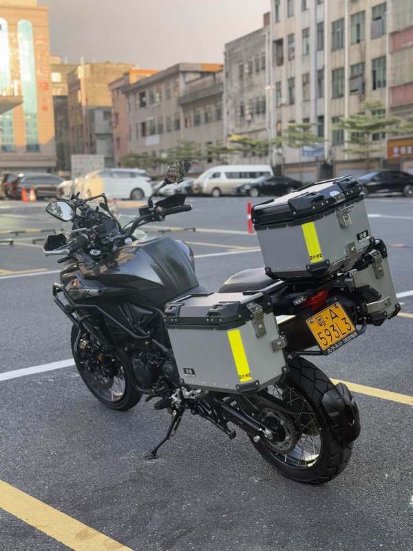 二手贝纳利金鹏 TRK502