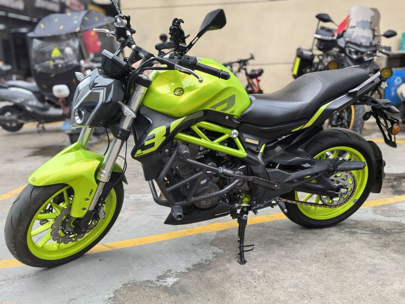 二手贝纳利蓝宝龙 BN302S