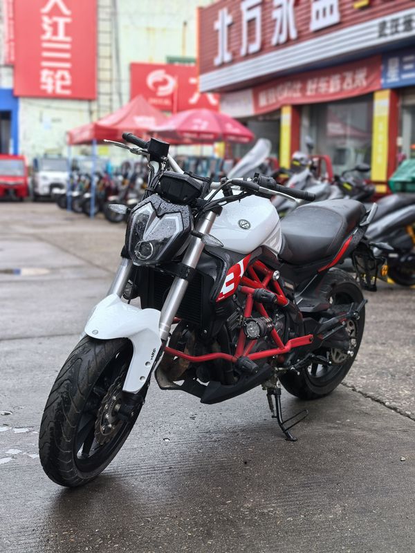 二手贝纳利蓝宝龙 BN302S