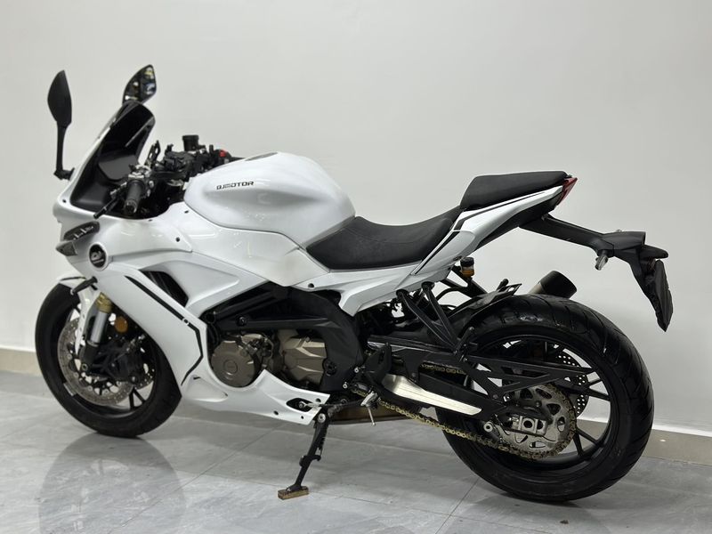 二手QJMOTOR赛600