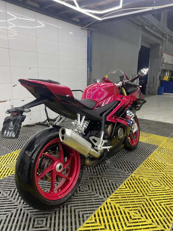 二手张雪机车500RR