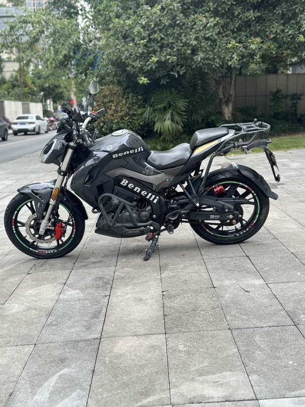 二手贝纳利小迅龙 BN150S
