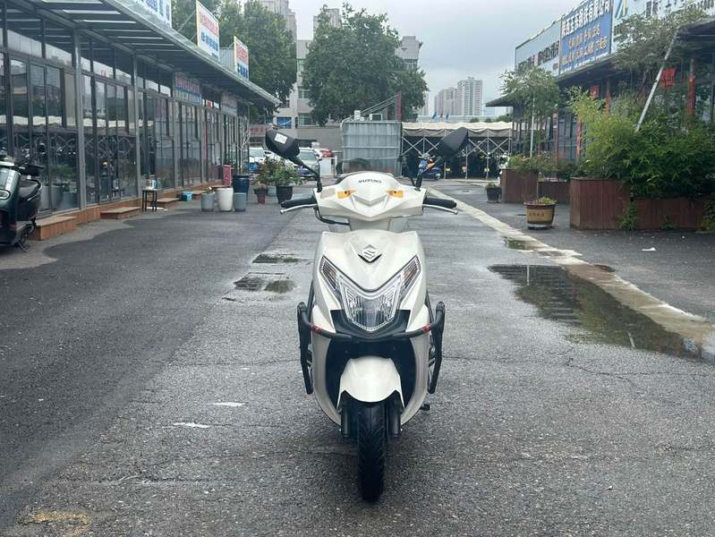 二手济南铃木优驿 UE125T