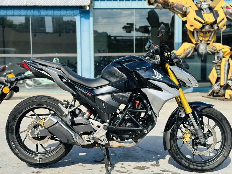 二手五羊本田CB190R 暴锋眼