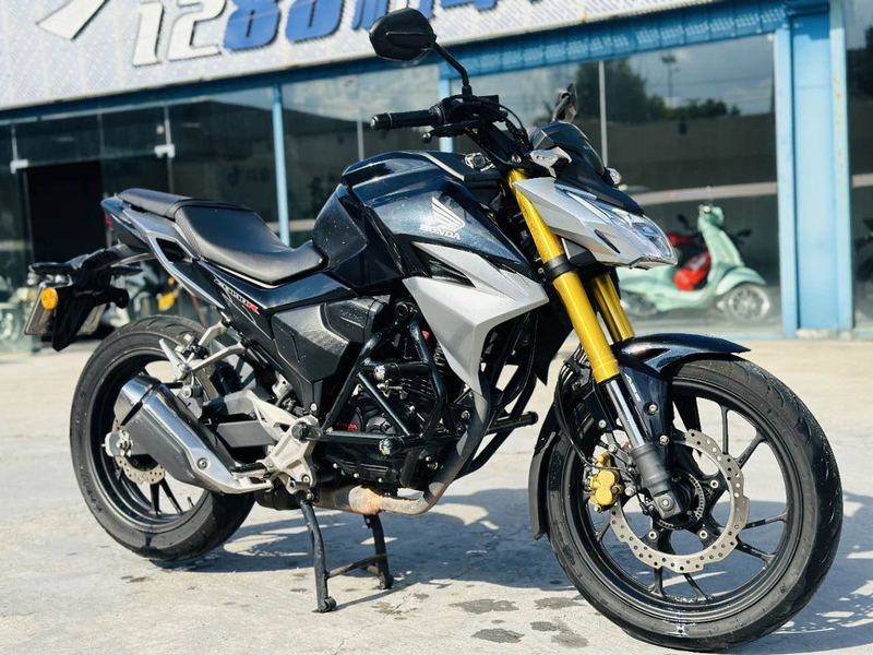 二手五羊本田CB190R 暴锋眼