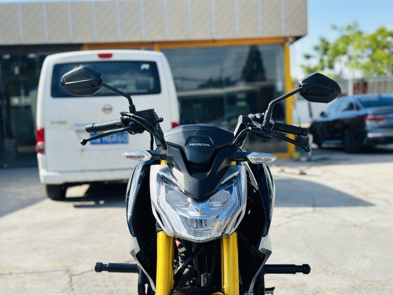 二手五羊本田CB190R 暴锋眼