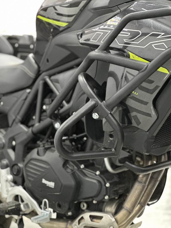 二手贝纳利金鹏 TRK502