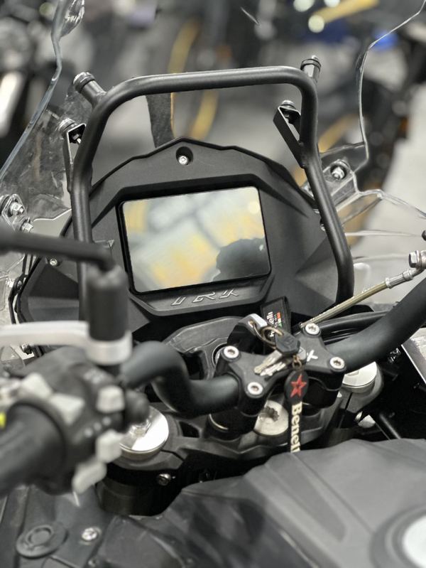 二手贝纳利金鹏 TRK502