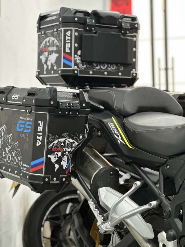 二手贝纳利金鹏 TRK502