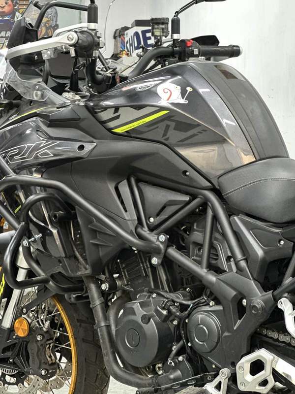 二手贝纳利金鹏 TRK502