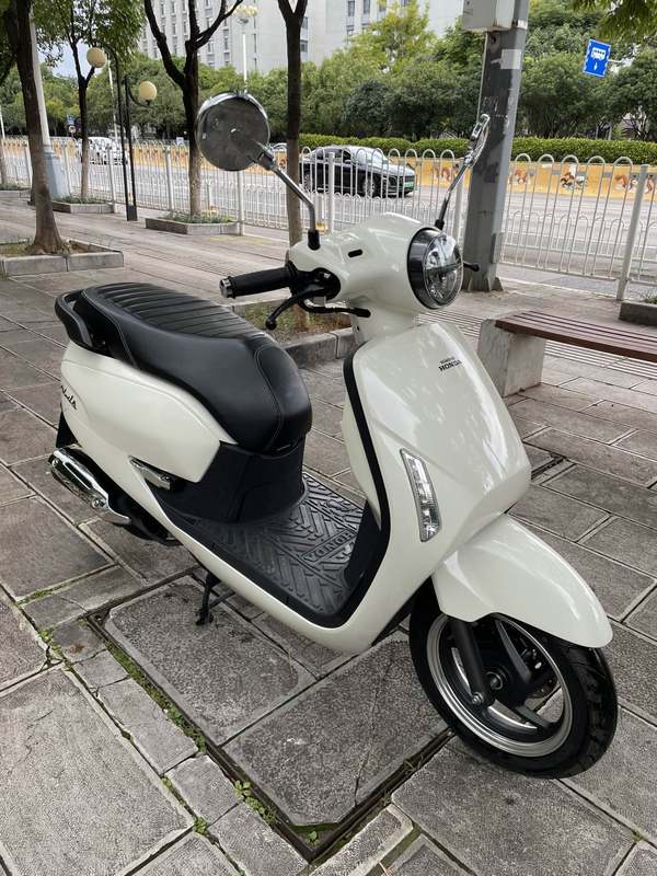 二手新大洲本田NS125LA