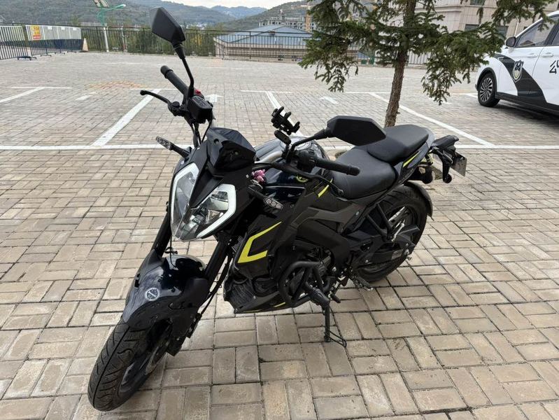 二手贝纳利小迅龙 BN150S