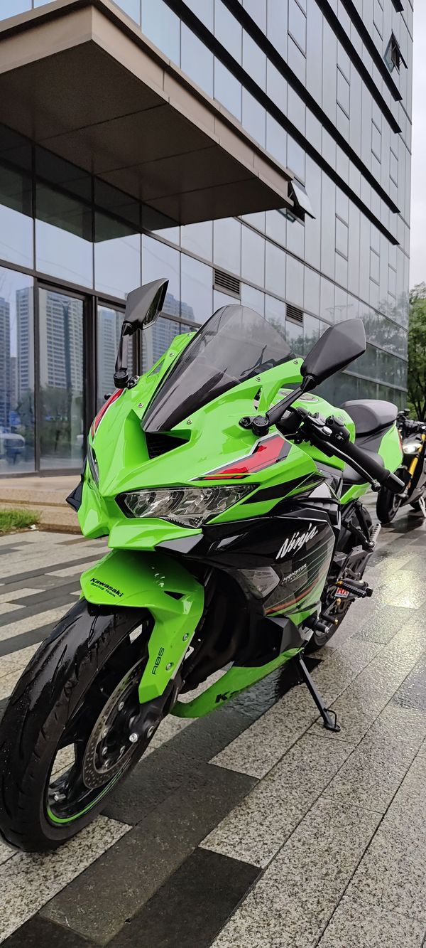 二手川崎ZX-4R