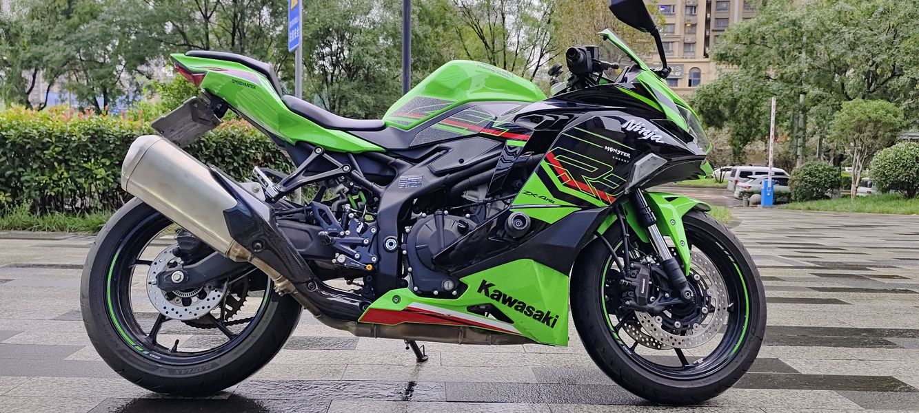 二手川崎ZX-4R