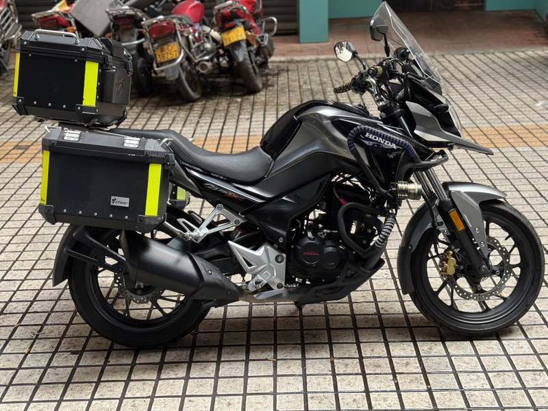 二手五羊本田猛鸷 CB190X