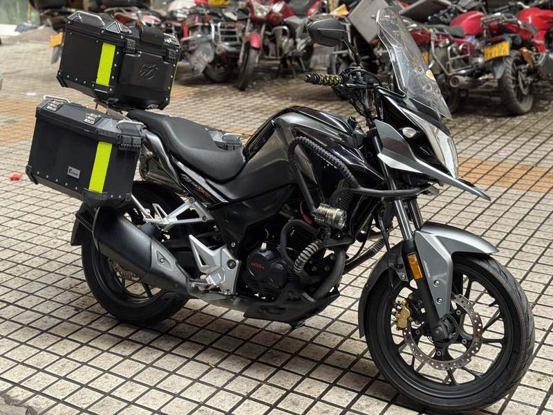 二手五羊本田猛鸷 CB190X