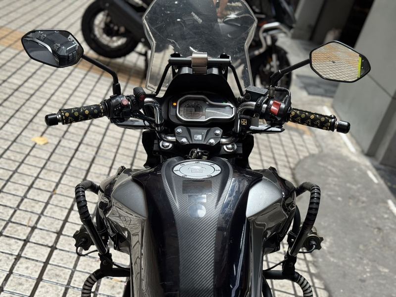 二手五羊本田猛鸷 CB190X