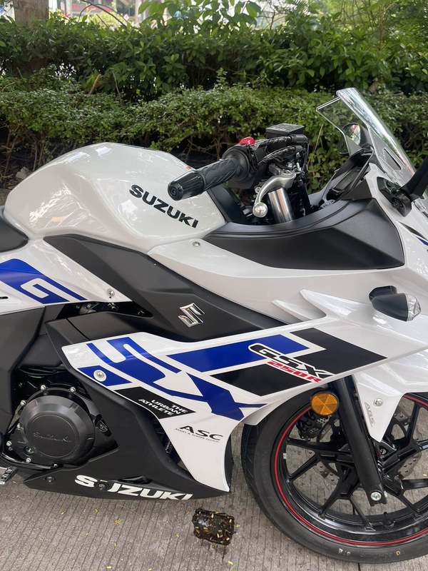 二手豪爵铃木GSX250R
