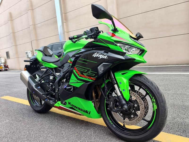 二手川崎ZX-4R