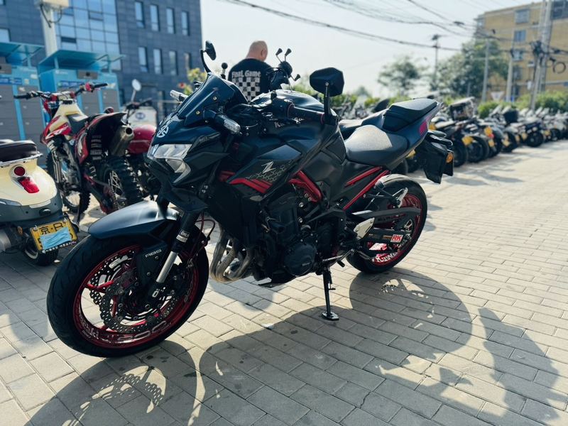 二手川崎Z900