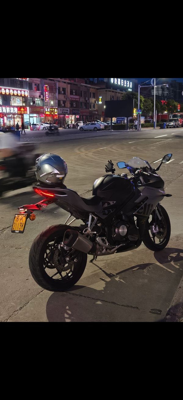 二手贝纳利龙卷风 Tornado 252R