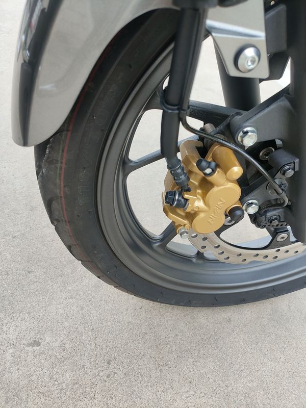 二手五羊本田猛鸷 CB190X