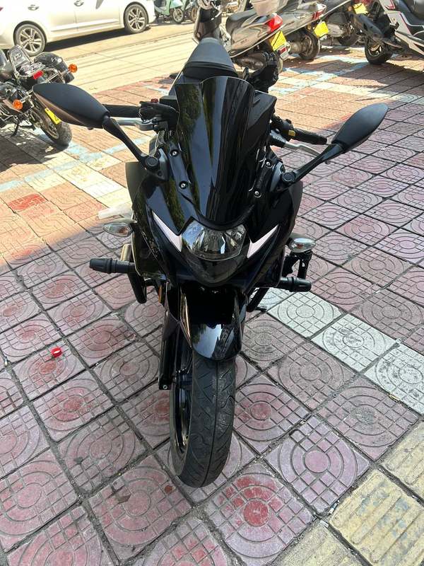 二手豪爵铃木GSX250R