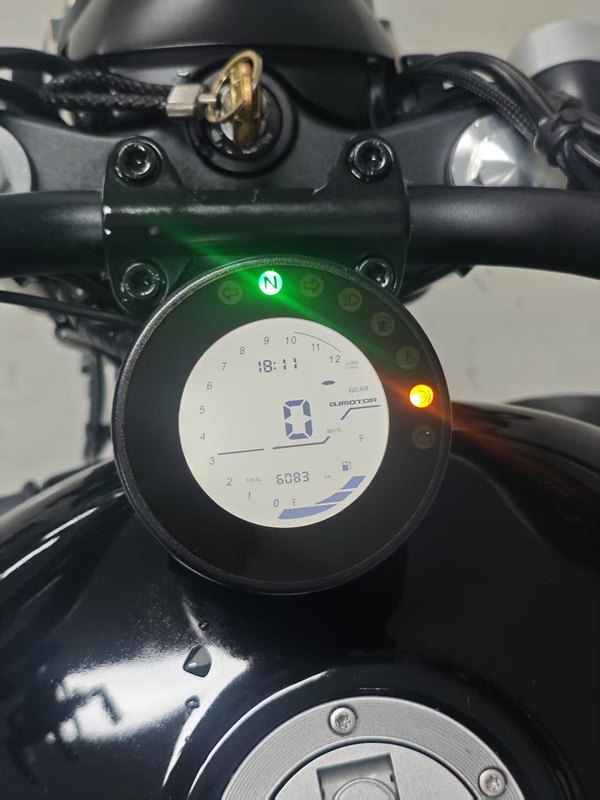 二手QJMOTOR闪300