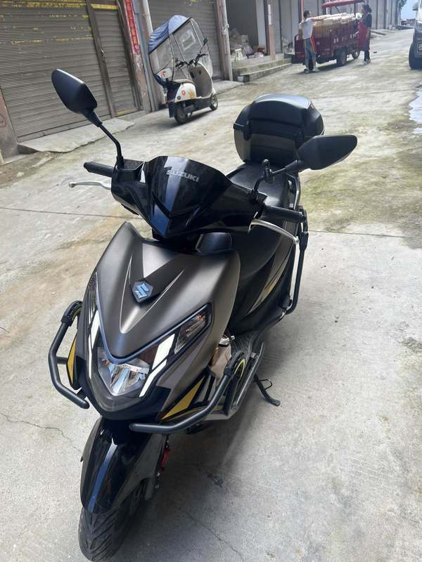 二手济南铃木优驿 UE125T