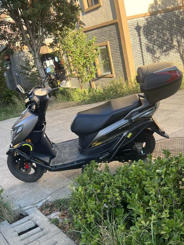 二手济南铃木优驿 UE125T