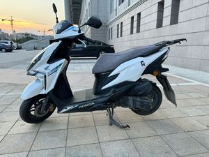 二手新大洲本田裂行 RX125Fi