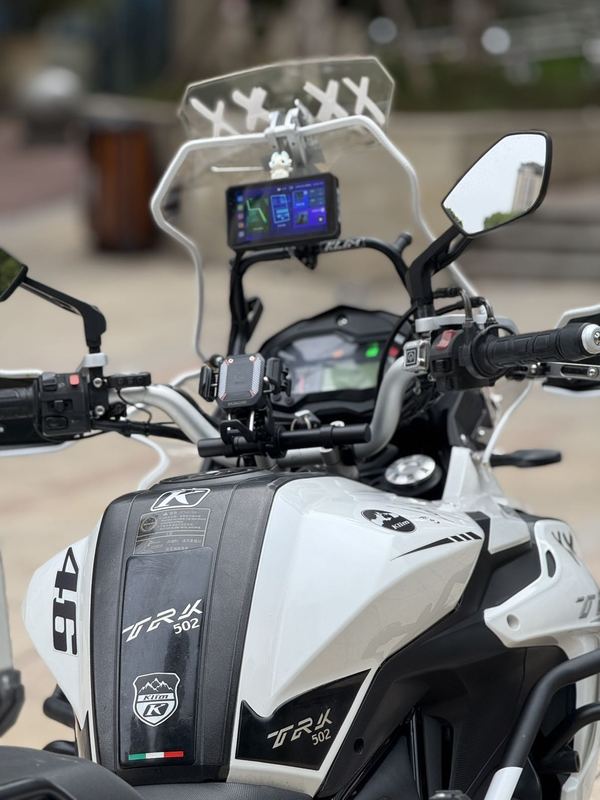 二手贝纳利金鹏 TRK502