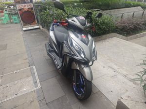 二手新大洲本田裂行 RX125Fi
