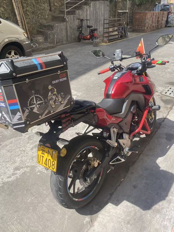 二手五羊本田CB190R 暴锋眼