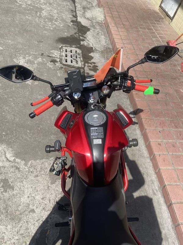 二手五羊本田CB190R 暴锋眼