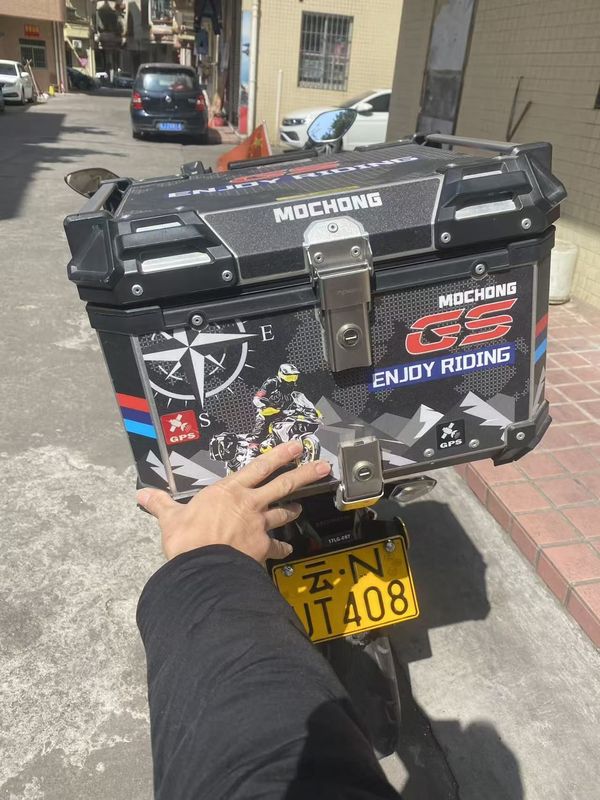 二手五羊本田CB190R 暴锋眼