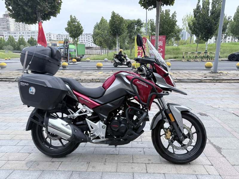 二手五羊本田猛鸷 CB190X