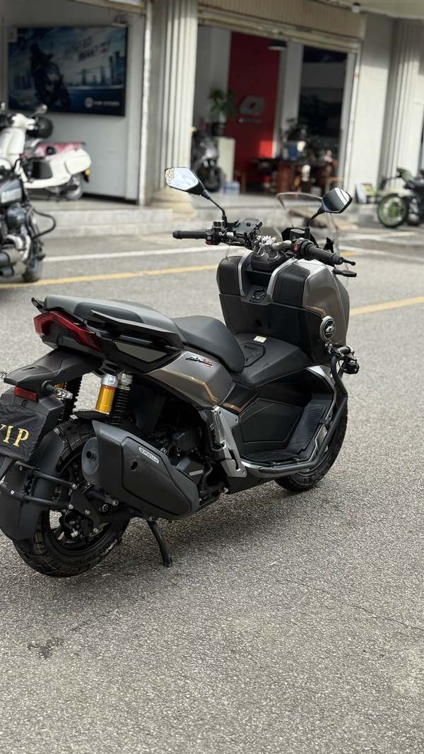 二手QJMOTOR鸿250ADV