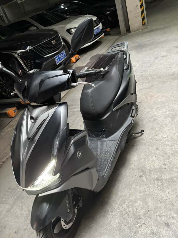 二手QJMOTOR鸿125