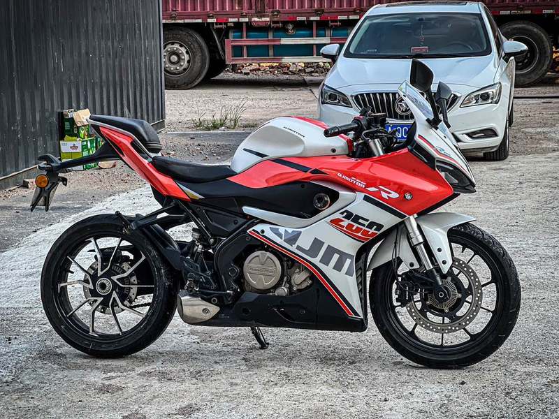 二手QJMOTOR赛250