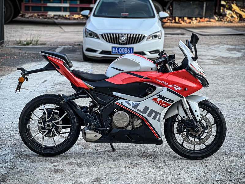 二手QJMOTOR赛250