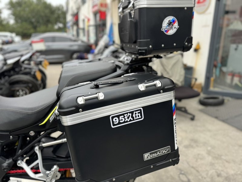 二手贝纳利金鹏 TRK502