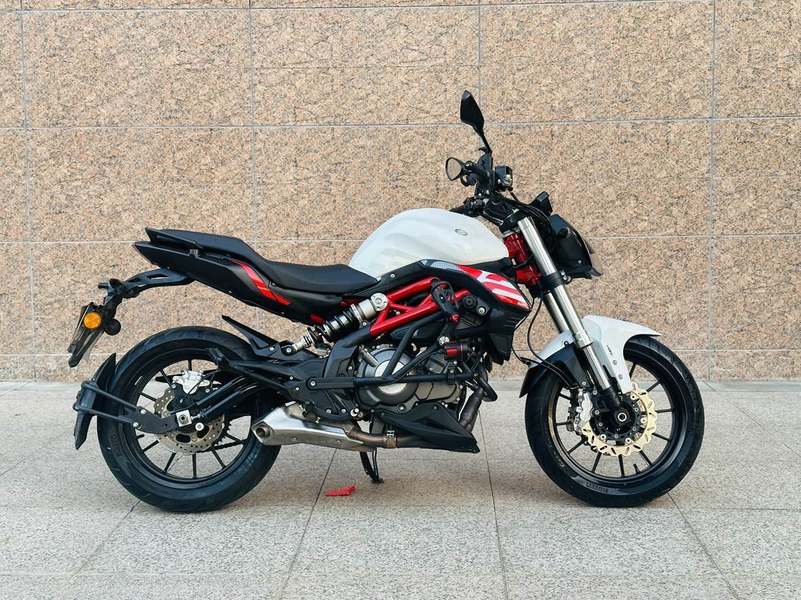 二手贝纳利蓝宝龙 BN302S